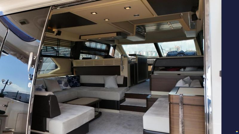 Azimut Flybridge 64