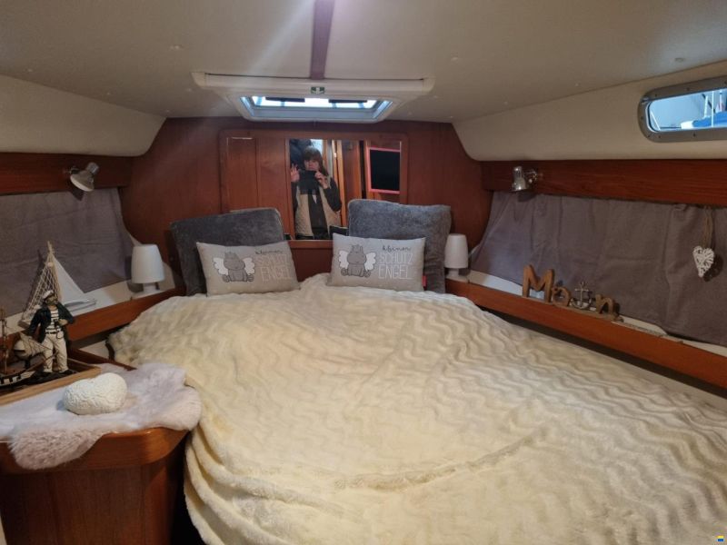 Nimbus 320 Coupe