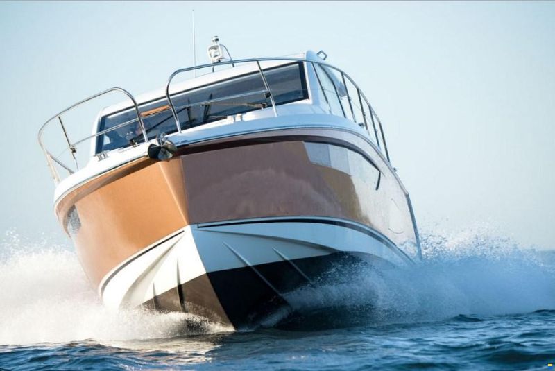 Sealine C330