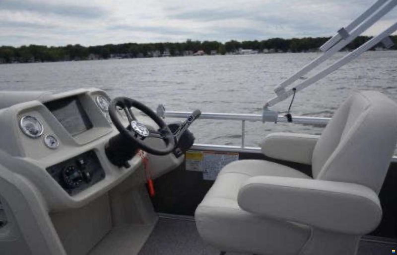 Smoker Craft Sunchaser Vista 7520