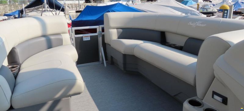 Smoker Craft Sunchaser Vista 7520