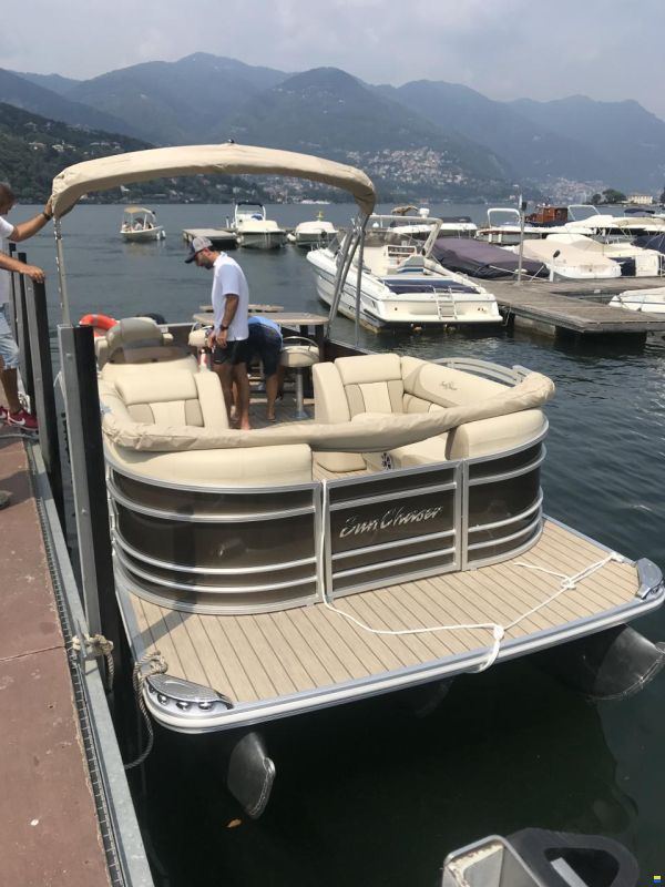 Sunchaser Eclipse 8525 Entertainer