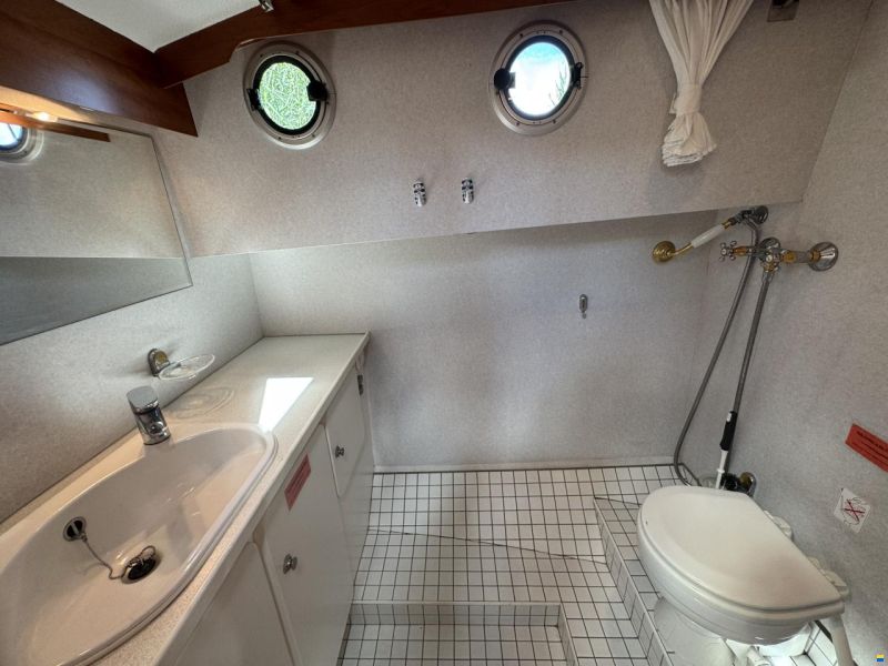 Linssen Dutch Sturdy 320 AC