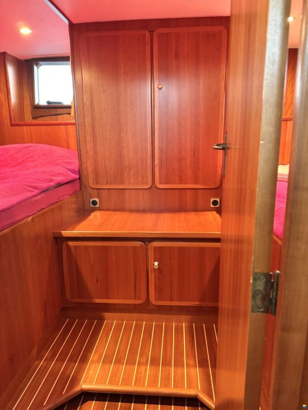 Linssen Dutch Sturdy 320 AC