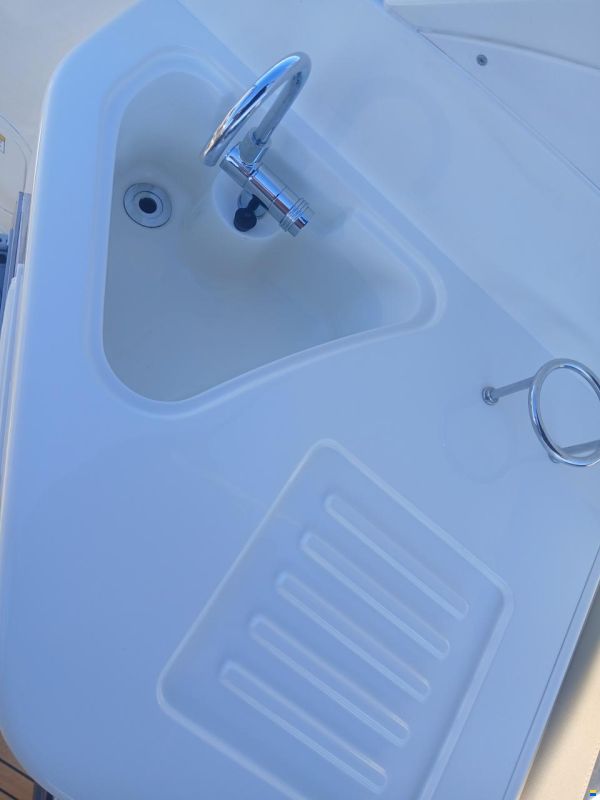 Bayliner Ciera 8