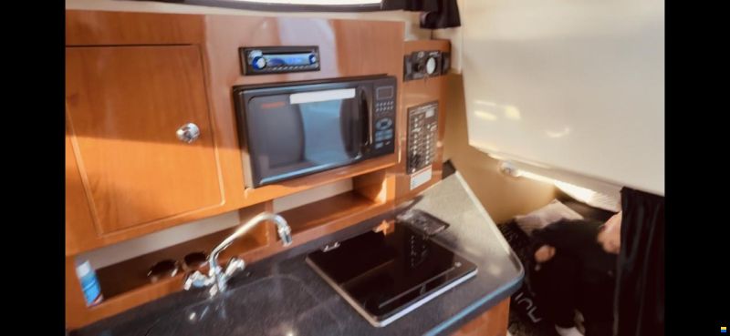 Regal 2565 window expres