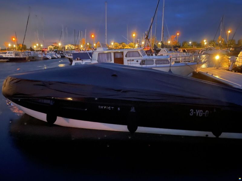 Invictus 280 GT
