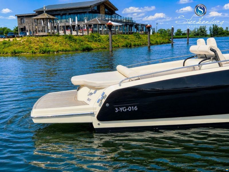 Invictus 280 GT