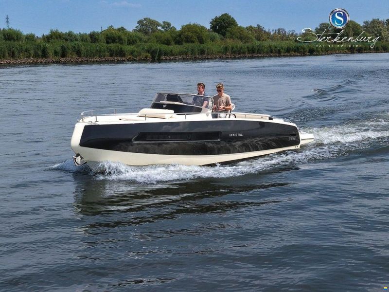 Invictus 280 GT