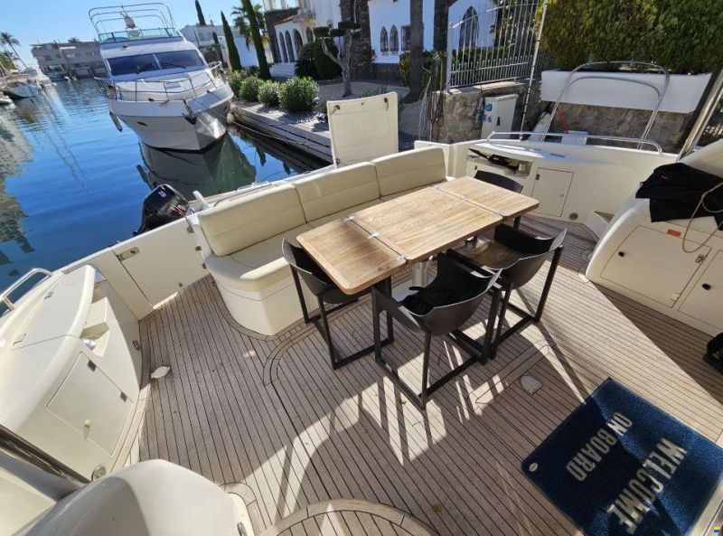 Sunseeker Manhattan 74