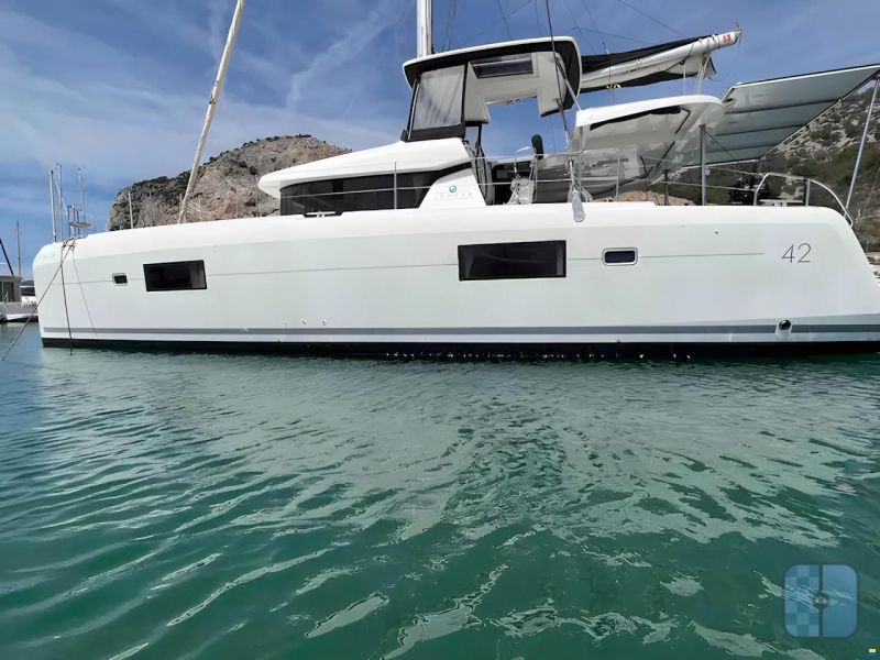 Lagoon 42