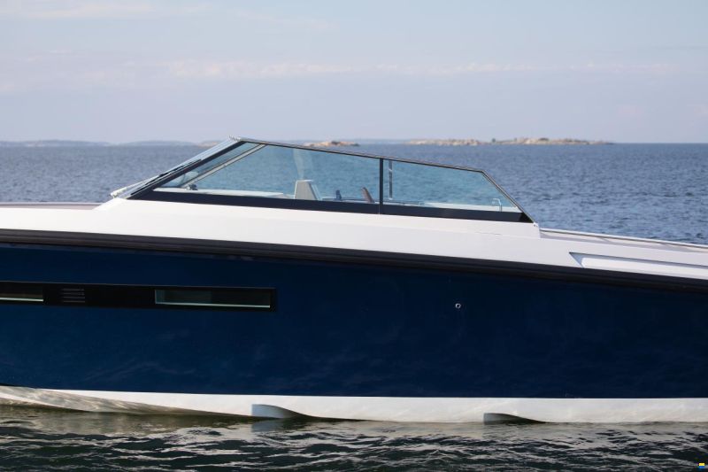 Delta Powerboats 33 OPEN