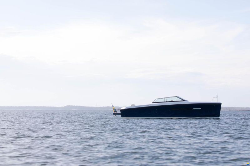 Delta Powerboats 33 OPEN