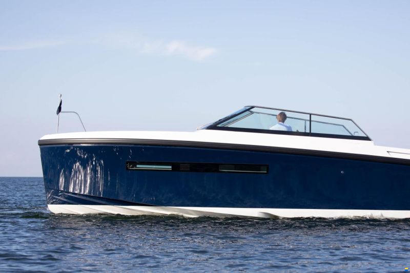 Delta Powerboats 33 OPEN