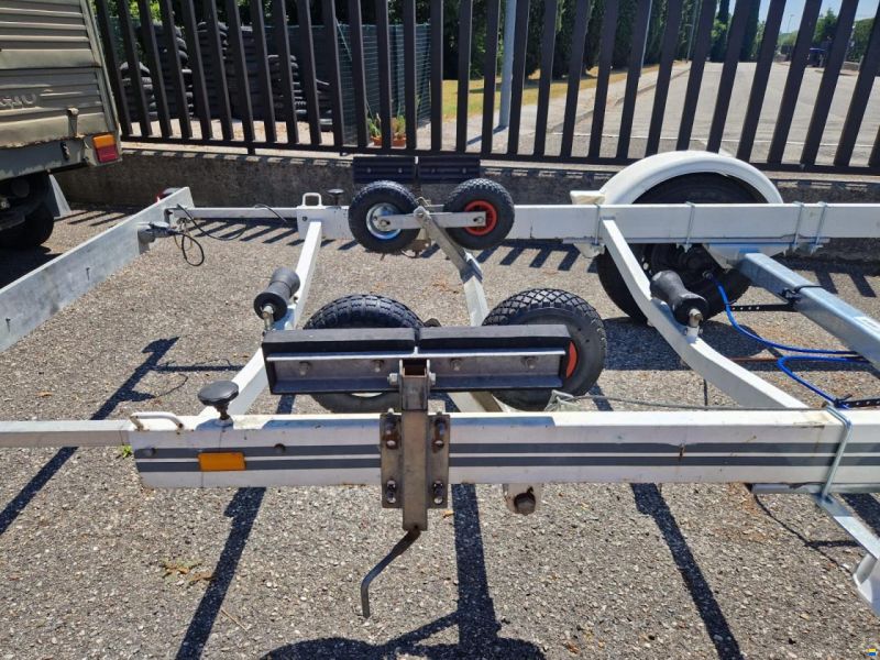 Stöger 1800kg Stöger Motorboottrailer