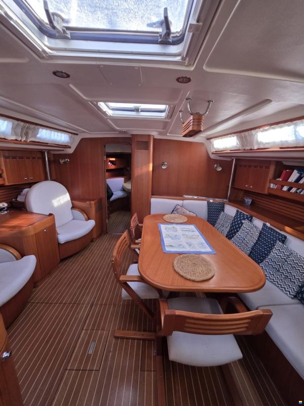X-Yachts 562