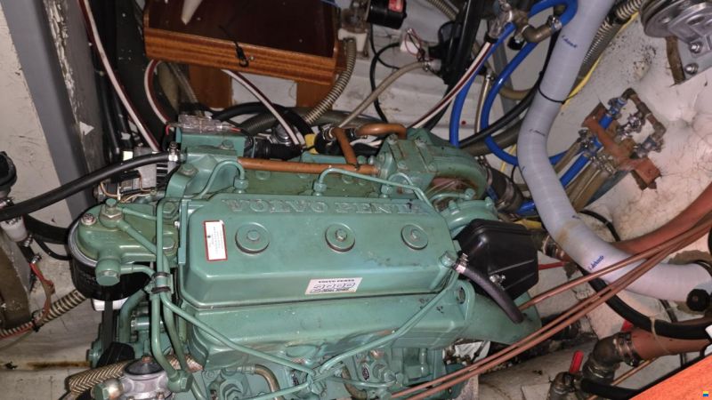 Hallberg-Rassy 352