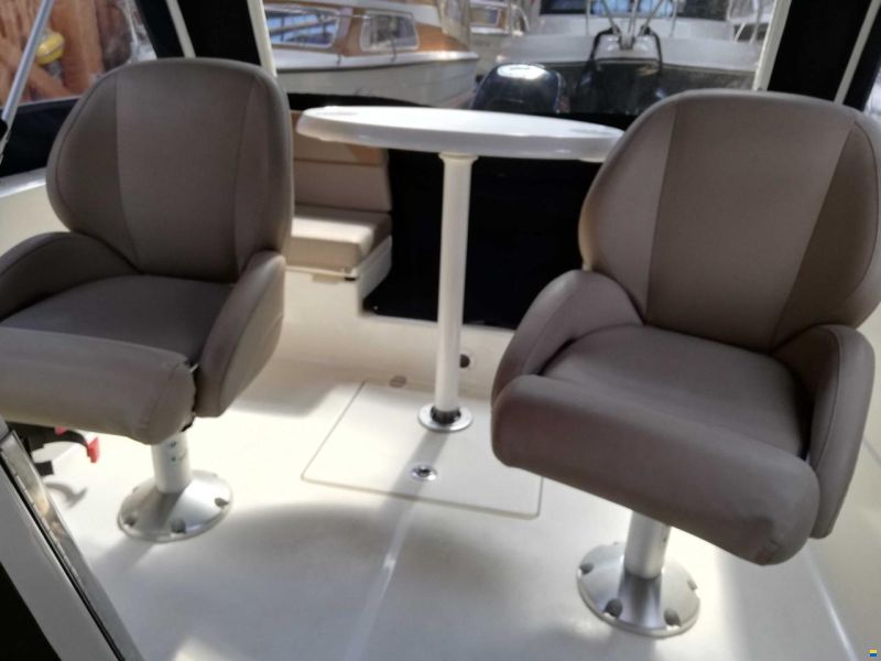 Quicksilver 455 Cabin