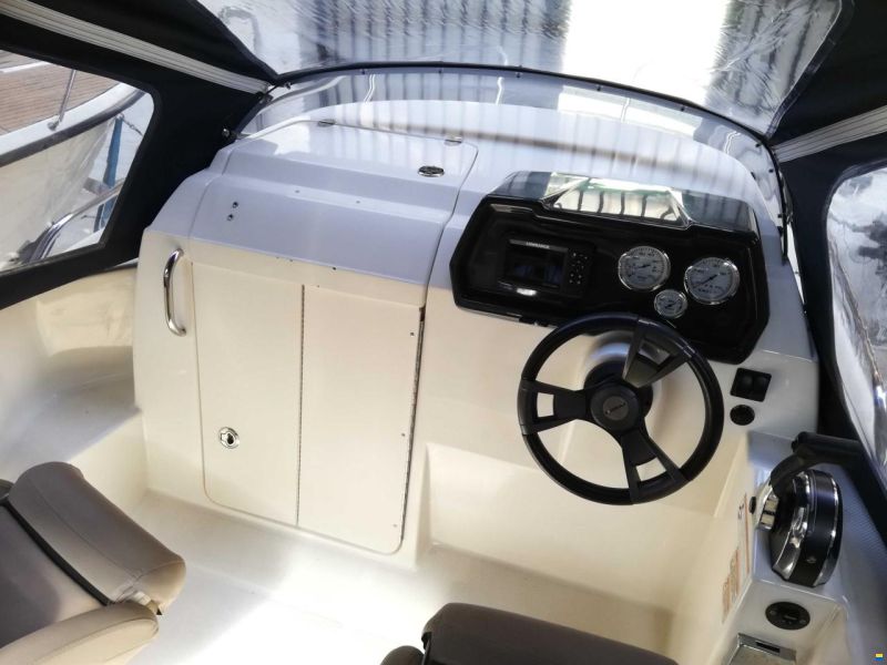 Quicksilver 455 Cabin