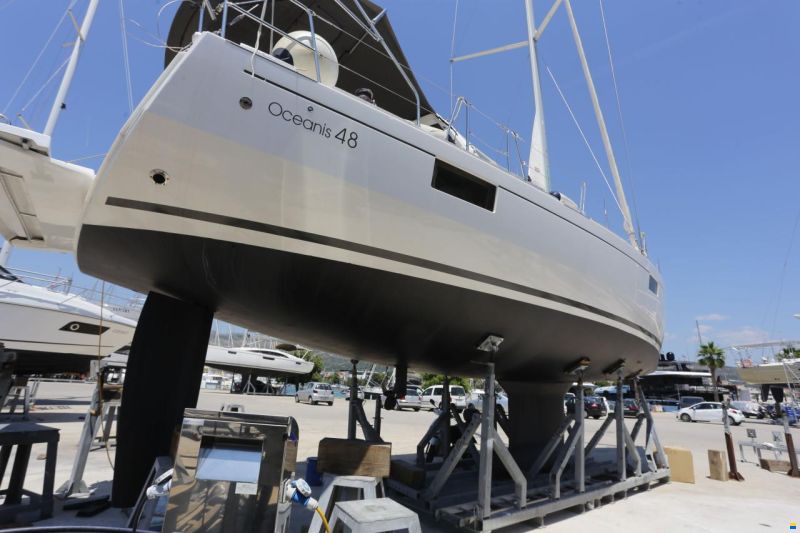 Beneteau Oceanis 48
