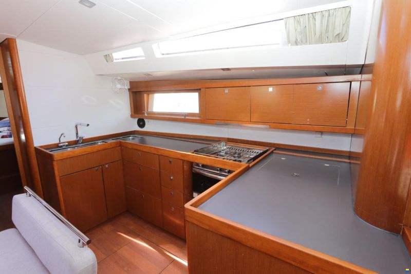 Beneteau Oceanis 48