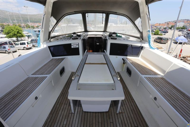 Beneteau Oceanis 48