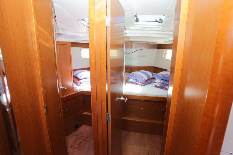 Beneteau Oceanis 48