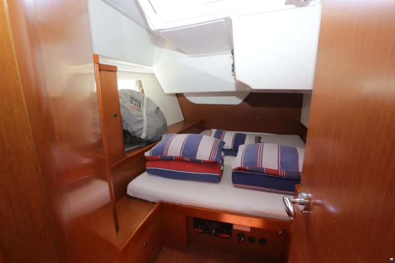 Beneteau Oceanis 48