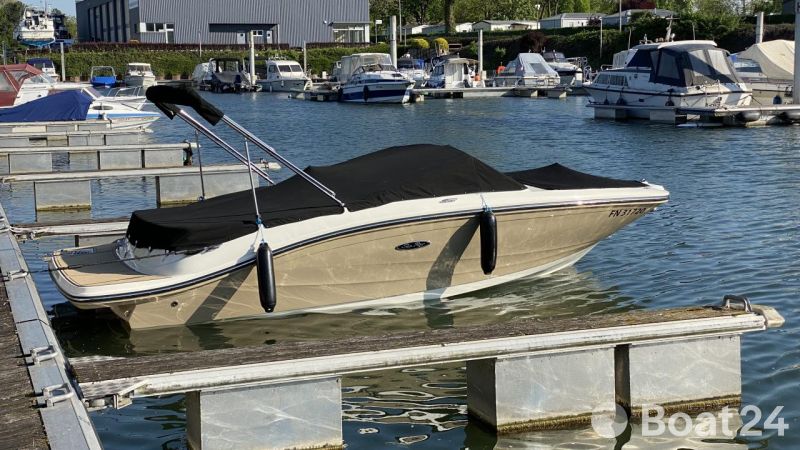 Sea Ray SPXE 190