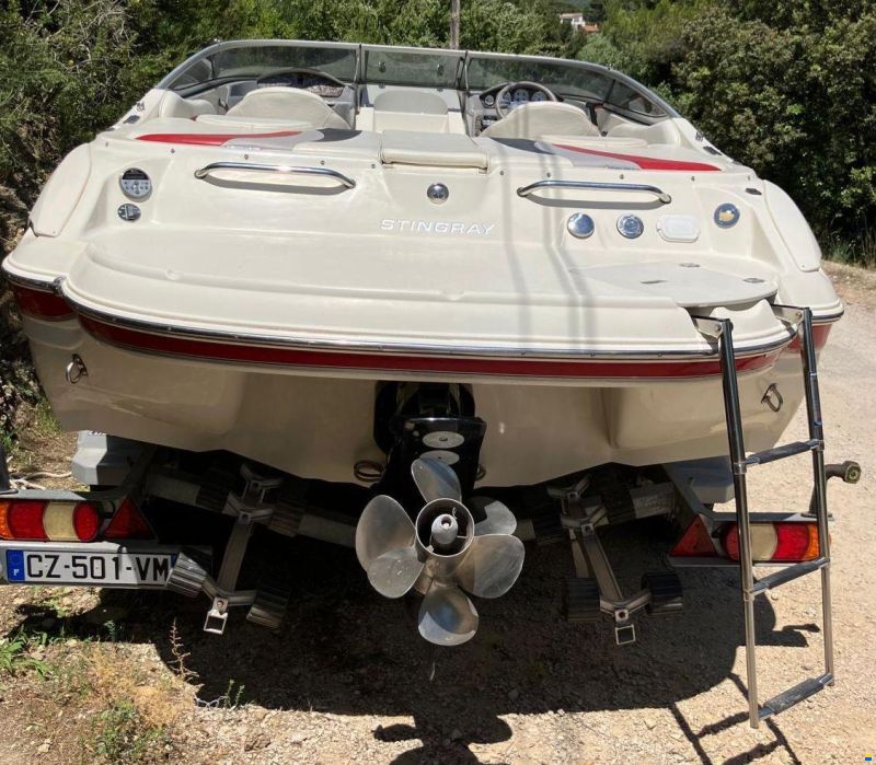 Stingray 225 SX