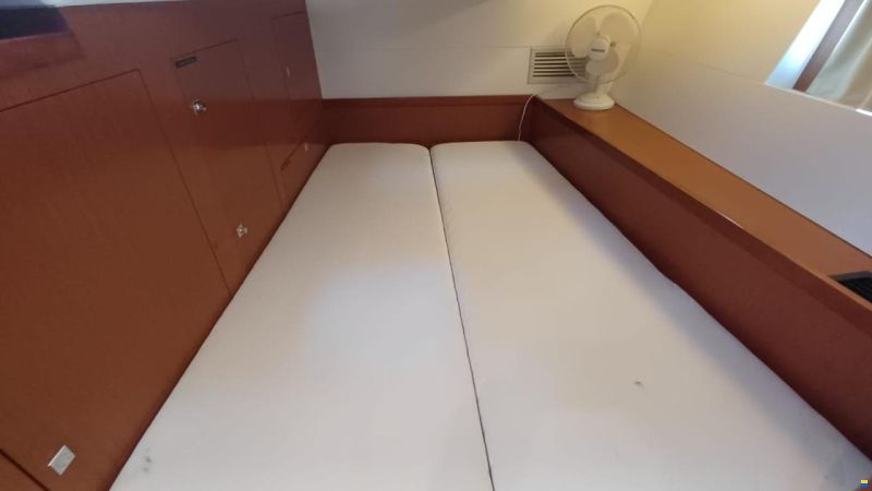 Beneteau Oceanis 55