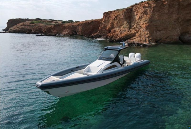 Technohull 40 Explorer
