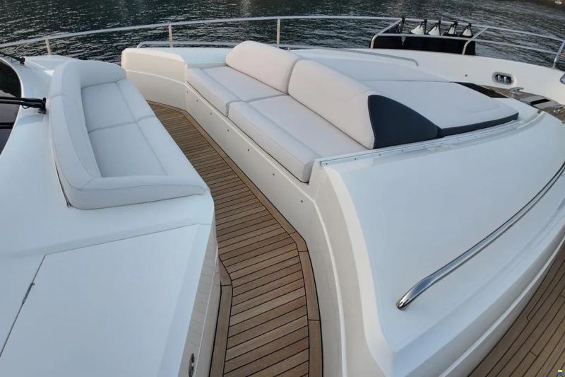 Princess F82