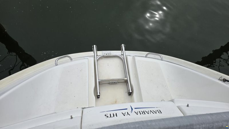 Bavaria C37-2 cabin