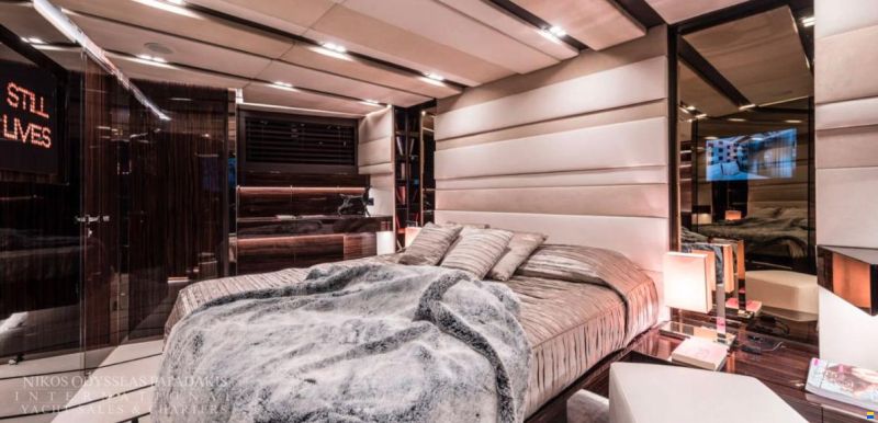 Admiral Yachts Silent 76