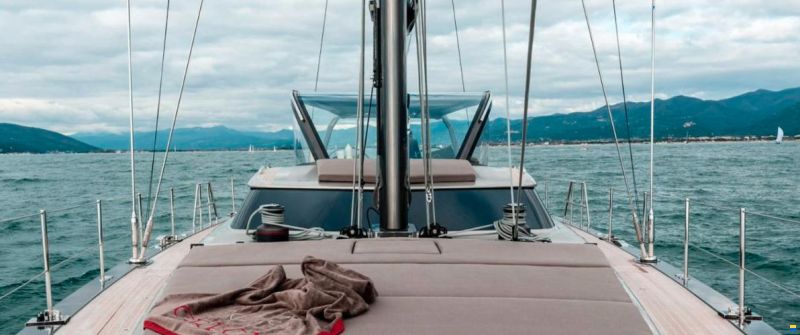 Admiral Yachts Silent 76