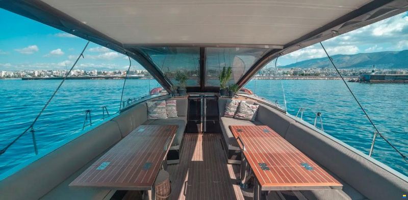 Admiral Yachts Silent 76
