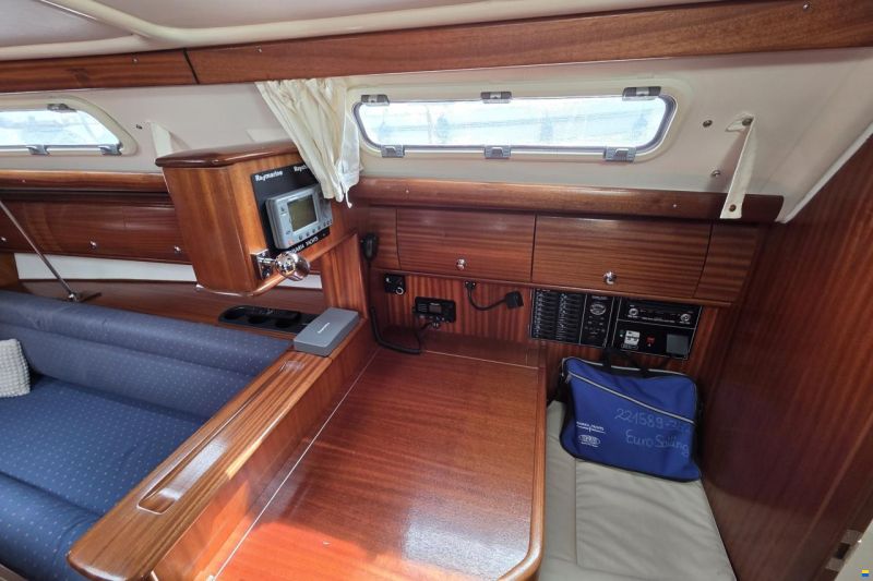 Bavaria 36-2 Cabin