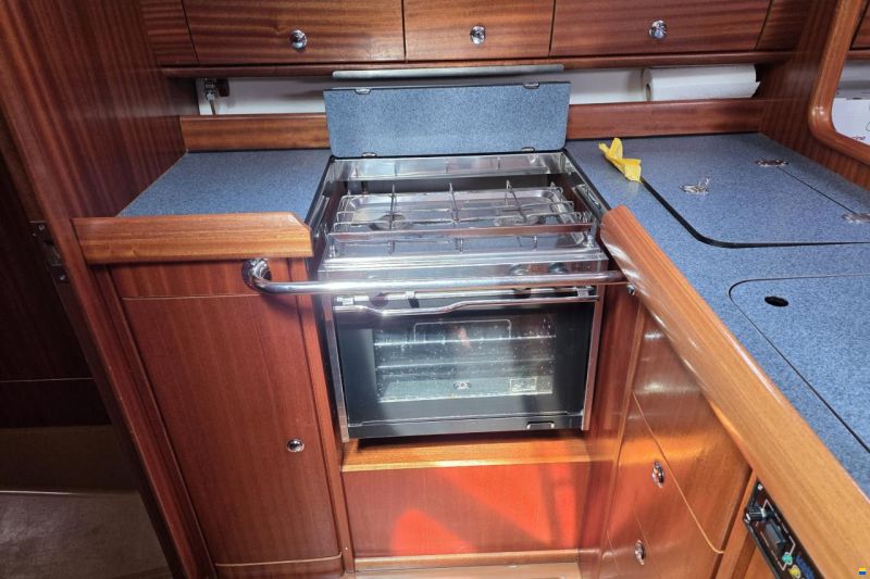 Bavaria 36-2 Cabin