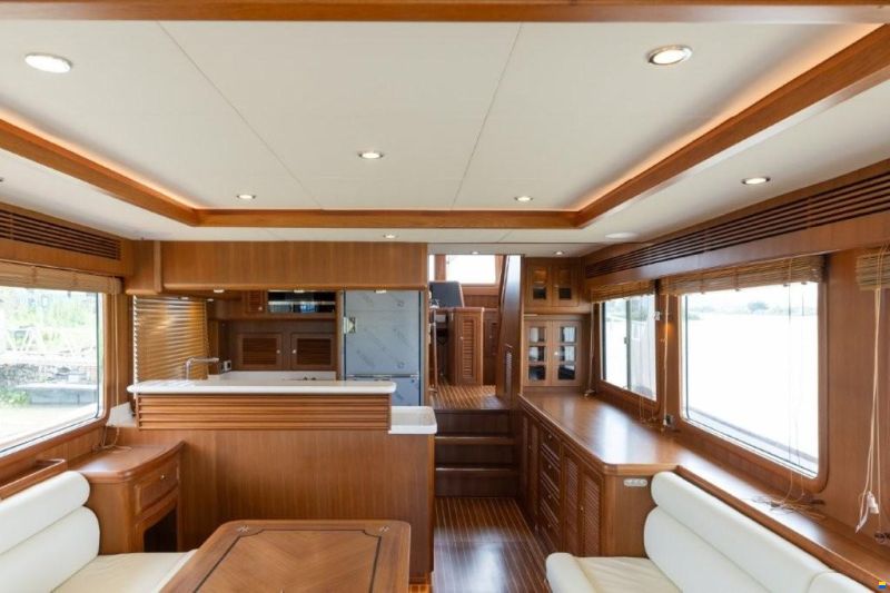 Selene 56 Classic Explorer