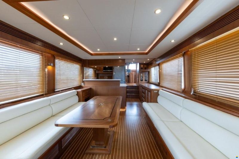 Selene 56 Classic Explorer