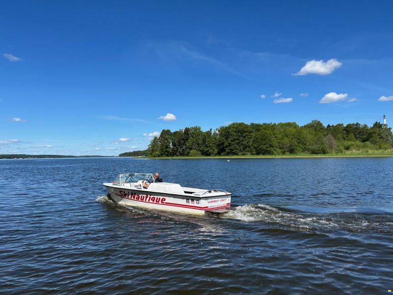 Correct Craft Ski Nautique