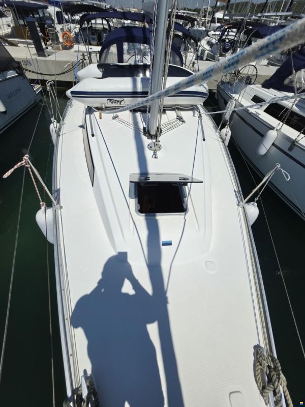 Bavaria CRUISER 33