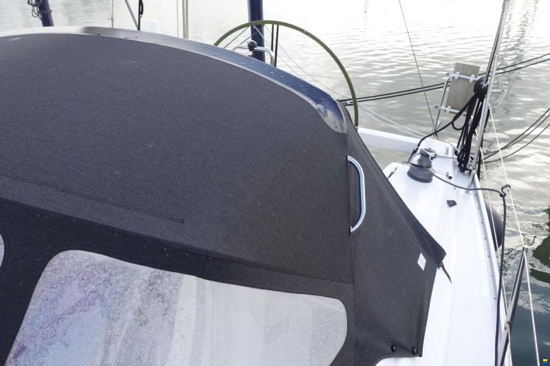 Hanse 375