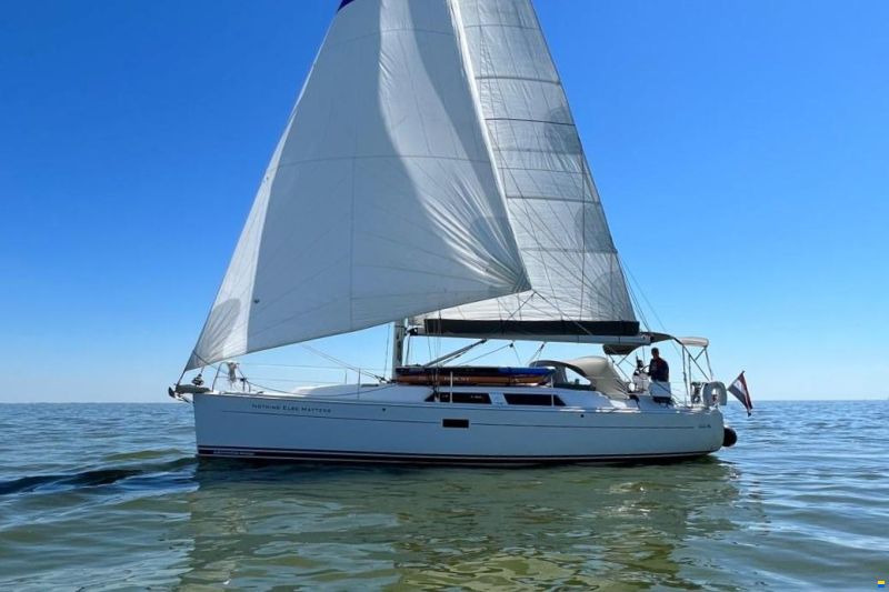 Hanse 375
