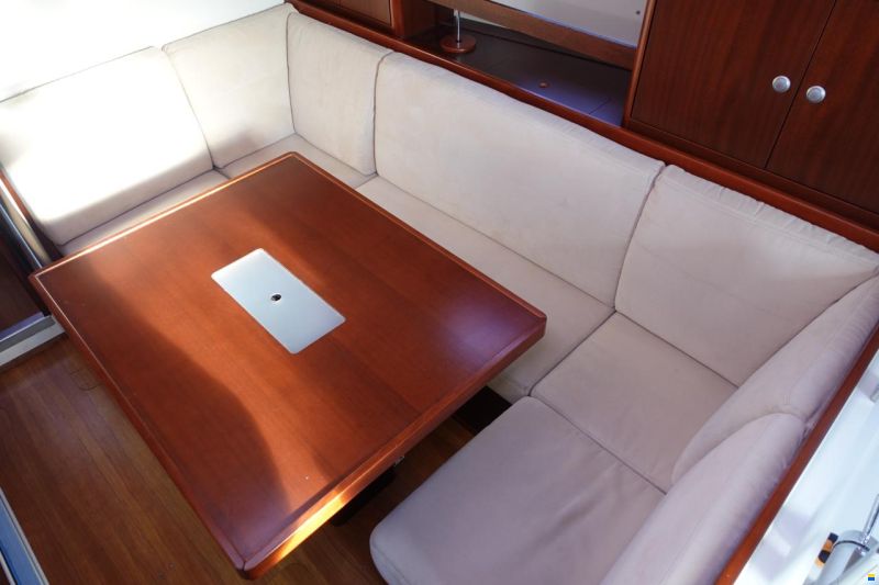 Hanse 375