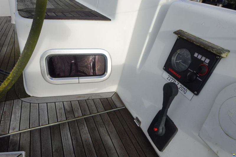 Hanse 375