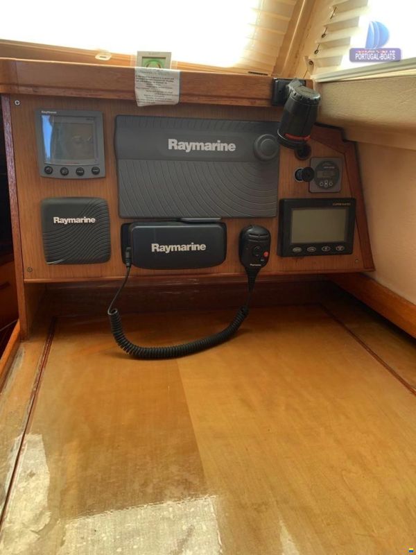 Northshore Yachts Vancover 38 Pilot