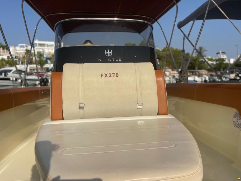Invictus 270