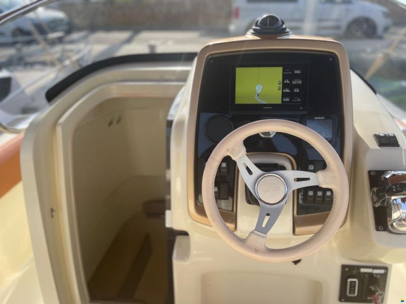 Invictus 270